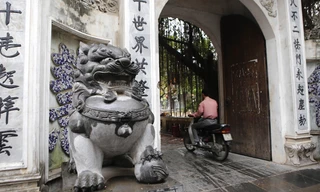 Khó xử lý hiện vật ngoại lai trong di tích