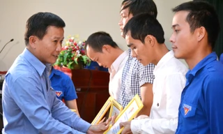 Không đơn độc những người trẻ một thời lầm lỡ