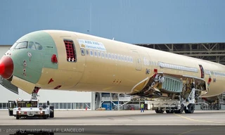 Việt Nam sắp nhận máy bay hiện đại nhất thế giới