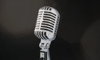 Khi MC truyền hình há miệng mắc... “sạn”