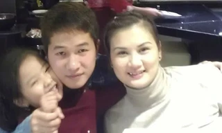 Gia đình nhỏ của hoa khôi số 1 bóng chuyền Việt Nam một thời. Ảnh: FBNV.