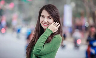 Nữ họa sĩ thiết kế rẽ ngang trở thành diễn viên phim “hot“