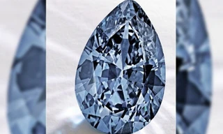 Viên kim cương xanh không tì vết có giá kỷ lục 32,6 triệu USD. Nguồn: scmp.com.