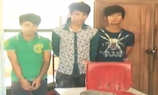 Bắt nhóm đánh chết người trong quán nhậu