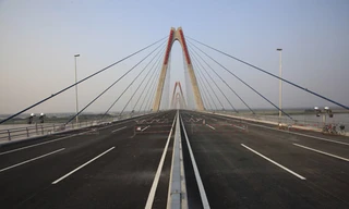 Cầu dây văng dài nhất Việt Nam trước ngày thông xe