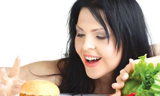 Bài thuốc giúp chị em bớt 'bốc hỏa'