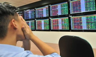 Chứng khoán tuần qua chao đảo, cổ phiếu bị bán tháo hàng loạt