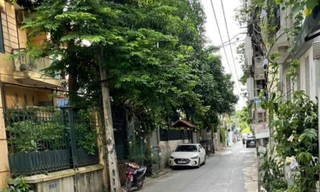 Môi giới 'đỏ mắt' tìm nhà tiền tỷ trong ngõ cho khách đặt hàng