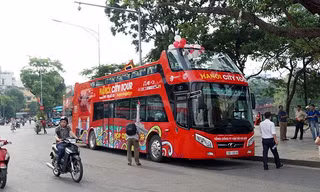 Hà Nội: Mỗi lượt chỉ 7 khách đi xe buýt hai tầng giá 6 tỷ đồng