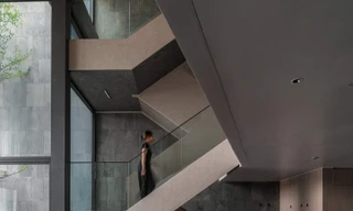 Nhà phố mặt tiền toàn kính vẫn đảm bảo riêng tư cho gia chủ