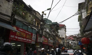 “Rác trời” khu vực phố cổ sẽ sớm được hạ ngầm?