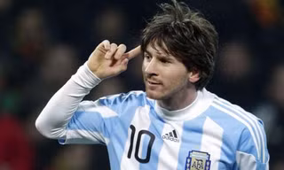 Nếu Messi tới Việt Nam thì cũng phải thử việc