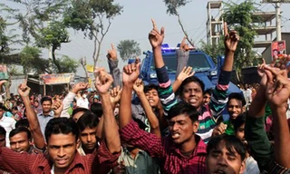 Công nhân Bangladesh biểu tình sau vụ sập nhà máy hồi tháng tư vừa qua