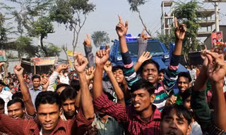 Công nhân Bangladesh biểu tình sau vụ sập nhà máy hồi tháng tư vừa qua