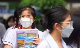 Tuyển sinh lớp 10: Cần đạt trung bình mấy điểm để có suất vào trường công lập tại TP.HCM?