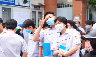 Phương án tuyển sinh lớp 10: Thi tuyển sinh chiếm đa số, tỉnh thành nào chỉ cần xét tuyển?