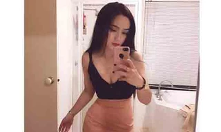 'Hot girl ảnh thẻ' rũ bỏ vẻ ngây thơ, gợi cảm bất ngờ sau 2 năm du học