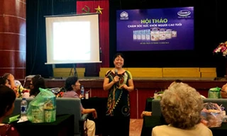 Vinamilk tiếp tục chăm sóc người cao tuổi phía Bắc 