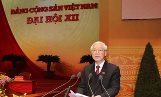 Tổng Bí thư Nguyễn Phú Trọng đọc Diễn văn Bế mạc Đại hội. Ảnh: TTXVN. 