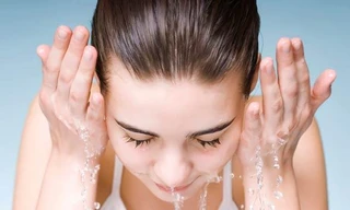 DeAura hướng dẫn chăm sóc da mặt