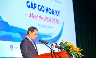Ông Bùi Thanh Sơn, Ủy viên Trung ương Đảng, Thứ trưởng Thường trực Bộ Ngoại giao phát biểu tại hội nghị “Gặp gỡ Hoa Kỳ 2018” tại Đà Nẵng