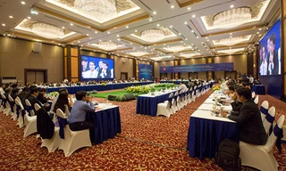 Sự kiện có sự hiện diện của đông đảo lãnh đạo các trường đại học, các nhà khoa học.