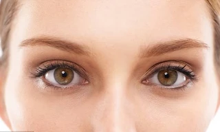 Mí mắt và vùng da xung quanh nó là “điểm nóng” của ung thư bởi da ở đây mỏng hơn và thường không được bảo vệ khỏi ánh nắng mặt trời