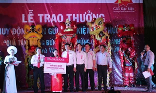 Agribank trao giải Đặc biệt thứ nhất đợt huy động Tiết kiệm dự thưởng