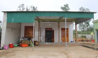 Căn nhà heo hút và tuổi thơ đói nghèo của tuyển thủ Xuân Mạnh