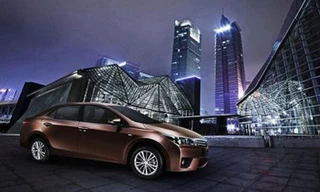 Giá xe Toyota năm 2018 công bố sớm, người dân chủ động mở “hầu bao”