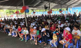 Các cháu thiếu nhi tham gia chương trình