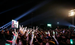 Quảng trường Nguyễn Tất Thành quy tụ hàng vạn khán giả tham gia đại nhạc hội