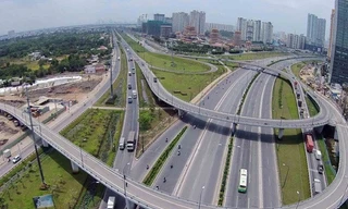 Hạ tầng khu Đông phát triển nhanh những năm qua