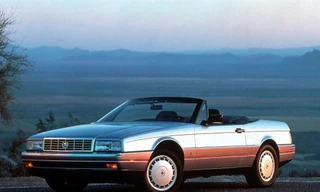1987 Cadillac Allante là một trong những mẫu xe huyền thoại được Pininfarina thiết kế.