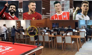 HLV Jurgen Klopp của Liverpool xem trực tiếp lễ bốc thăm tại CLB.