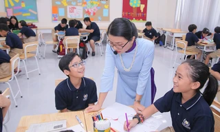 ‘Chú lính chì’ Thiện Nhân trong ngày khai giảng ở trường mới 