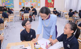 ‘Chú lính chì’ Thiện Nhân trong ngày khai giảng ở trường mới 