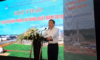 Phó Tổng giám đốc PVN Nguyễn Sinh Khang phát biểu chỉ đạo tại hội thảo