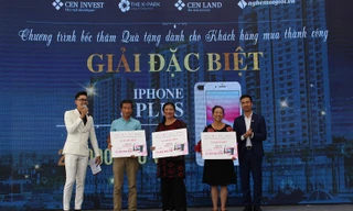 Khách hàng may mắn nhận giải đặc biệt của chương trình