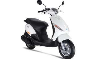 Xe Piaggio Zip màu trắng 2016 trị giá 36.900.000đ