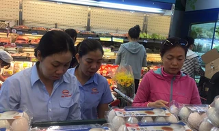 Người dân TPHCM đã có thể truy xuất thịt và trứng gia cầm