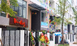 Tại khu liền kề, nhiều hộ dân đã chuyển về sinh sống