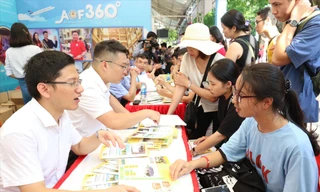 Thí sinh còn ít nhất 15 ngày để tham khảo thông tin trước khi đăng ký thi và xét tuyển Ảnh: Như Ý 