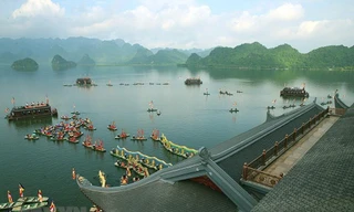 Không gian văn hóa nghệ thuật trên hồ Tam Chúc chào mừng thành công Đại lễ Vesak 2019 Ảnh: TTXVN 