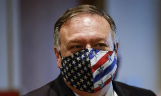 Ngoại trưởng Mỹ Mike Pompeo khi vừa rời khỏi một cuộc họp của HĐBA về Iran ngày 20/8. ảnh: AP