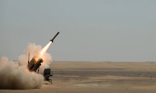 Hệ thống phòng không Patriot đã tỏ ra vô tác dụng trước những drone giá rẻ Ảnh: defensepost.com 