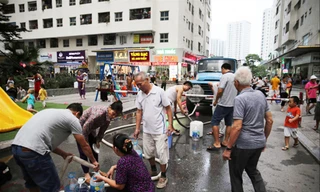 Sự cố nhiễm bẩn, mất nước sông Đà 2019 khiến hàng vạn người dân lao đao 