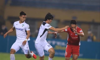 VFF và VPF sẽ tính toán phương án tạo động lực thi đấu cho các đội bóng khi thay đổi thể thức thi đấu LS V-League mùa nàyảnh: VPF