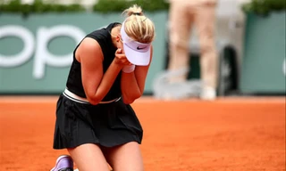 Potapova vỡ òa sau khi quật ngã Kerber  