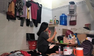 Việc trang điểm và lên đồ đối với một trạch nữ chỉ đếm trên đầu ngón tay